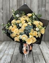 Букет цветов из:  Розы и Лизиантусы в Горшково