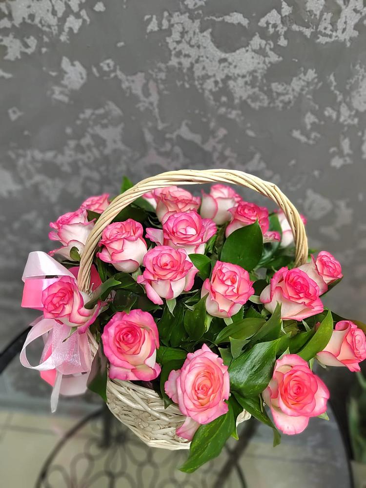 Цветочная композиция из Розы в корзине в Горшково