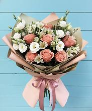Букет цветов из:  Розы, Альстромерии и Лизиантусы в Горшково