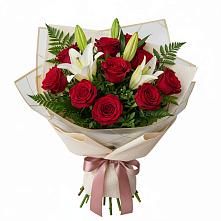 Букет цветов из:  Лилии и Розы в Горшково