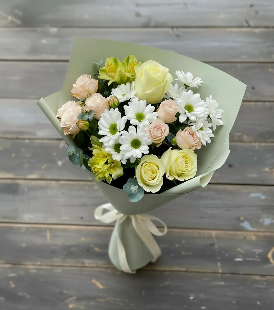 Букет цветов из: Альстромерии, Розы и Хризантемы в Горшково