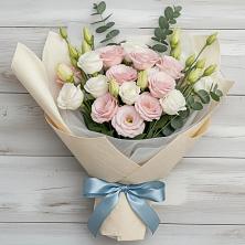 Букет цветов из:  Лизиантусы в Горшково