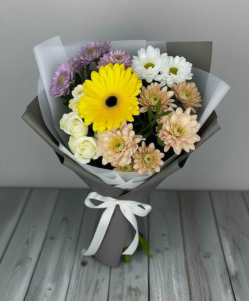 Букет цветов из: Розы, Герберы и Хризантемы в Горшково