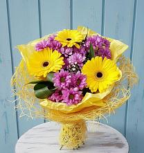 Букет цветов из:  Хризантемы и Герберы в Горшково