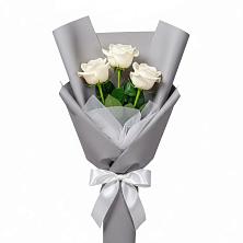 Букет 3 белые розы в Горшково