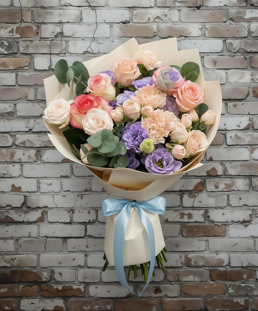 Букет цветов из: Розы, Лизиантусы и Гвоздики в Горшково