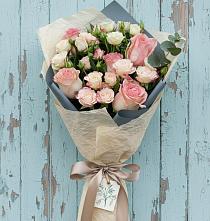 Букет цветов из:  Розы в Горшково