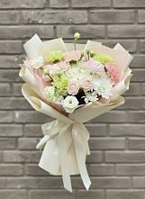 Букет цветов из:  Гвоздики, Розы, Лизиантусы и Хризантемы в Горшково
