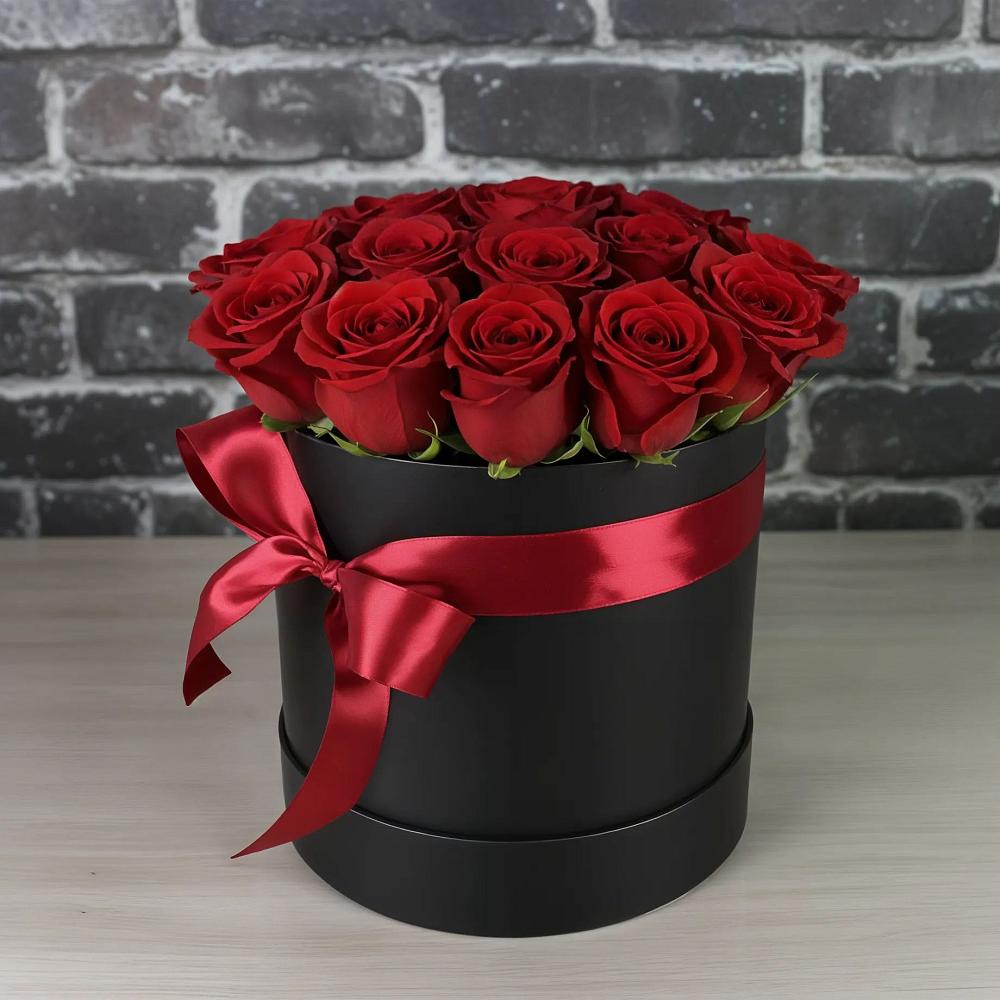 Цветочная композиция из Розы в шляпной коробке в Горшково