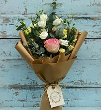 Букет цветов из:  Розы и Лизиантусы в Горшково