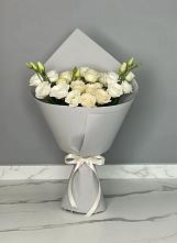 Букет цветов из:  Розы и Лизиантусы в Горшково